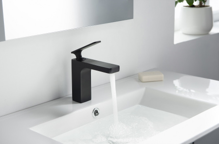 Смеситель для раковины Timo Torne черный 4361/03F